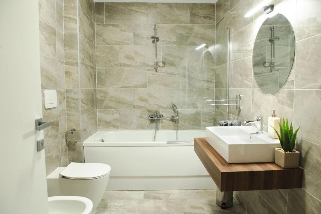 Alternativ 1 Residence Timişoara Buitenkant foto